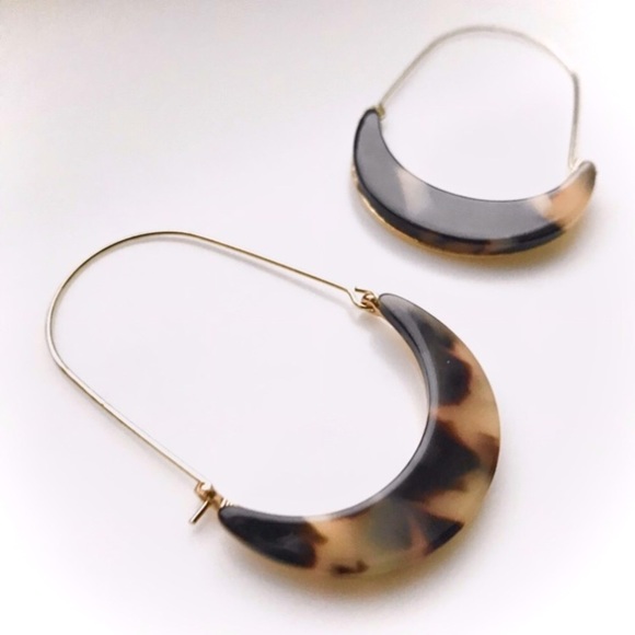 Tortoiseshell Hoop Dangle Chic Statement Earrings - Picture 2 of 7